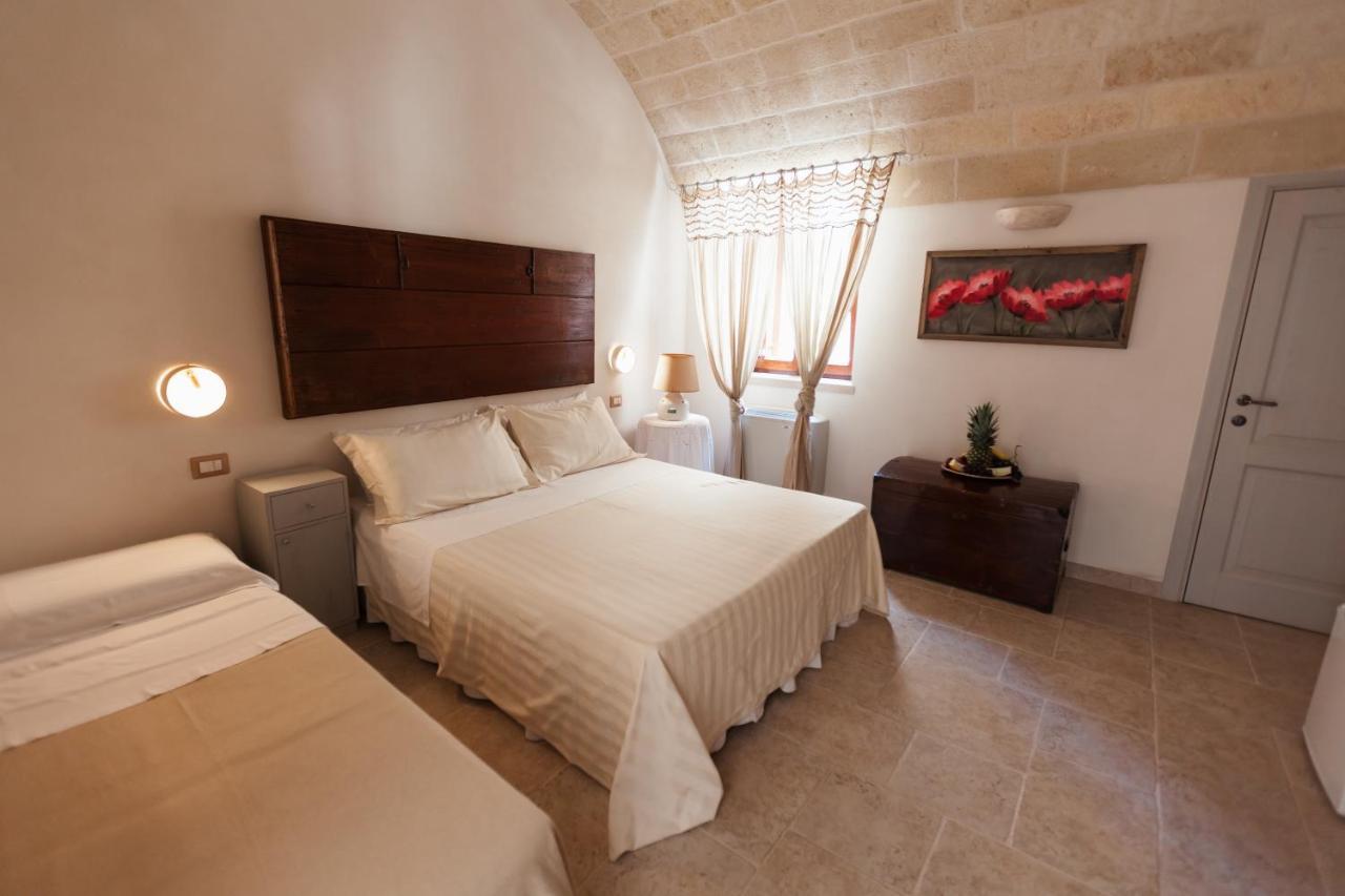 לינה וארוחת בוקר פאסאנו I Trulli Del Tupparello מראה חיצוני תמונה