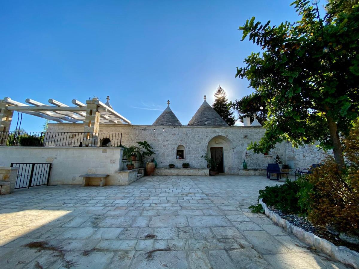לינה וארוחת בוקר פאסאנו I Trulli Del Tupparello מראה חיצוני תמונה