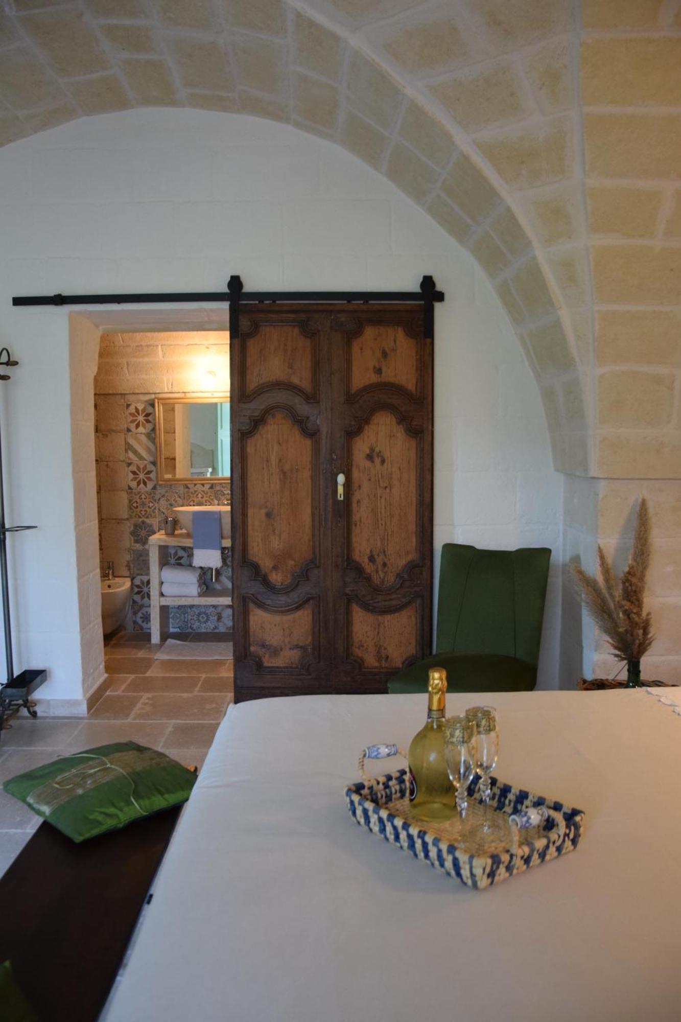 לינה וארוחת בוקר פאסאנו I Trulli Del Tupparello מראה חיצוני תמונה