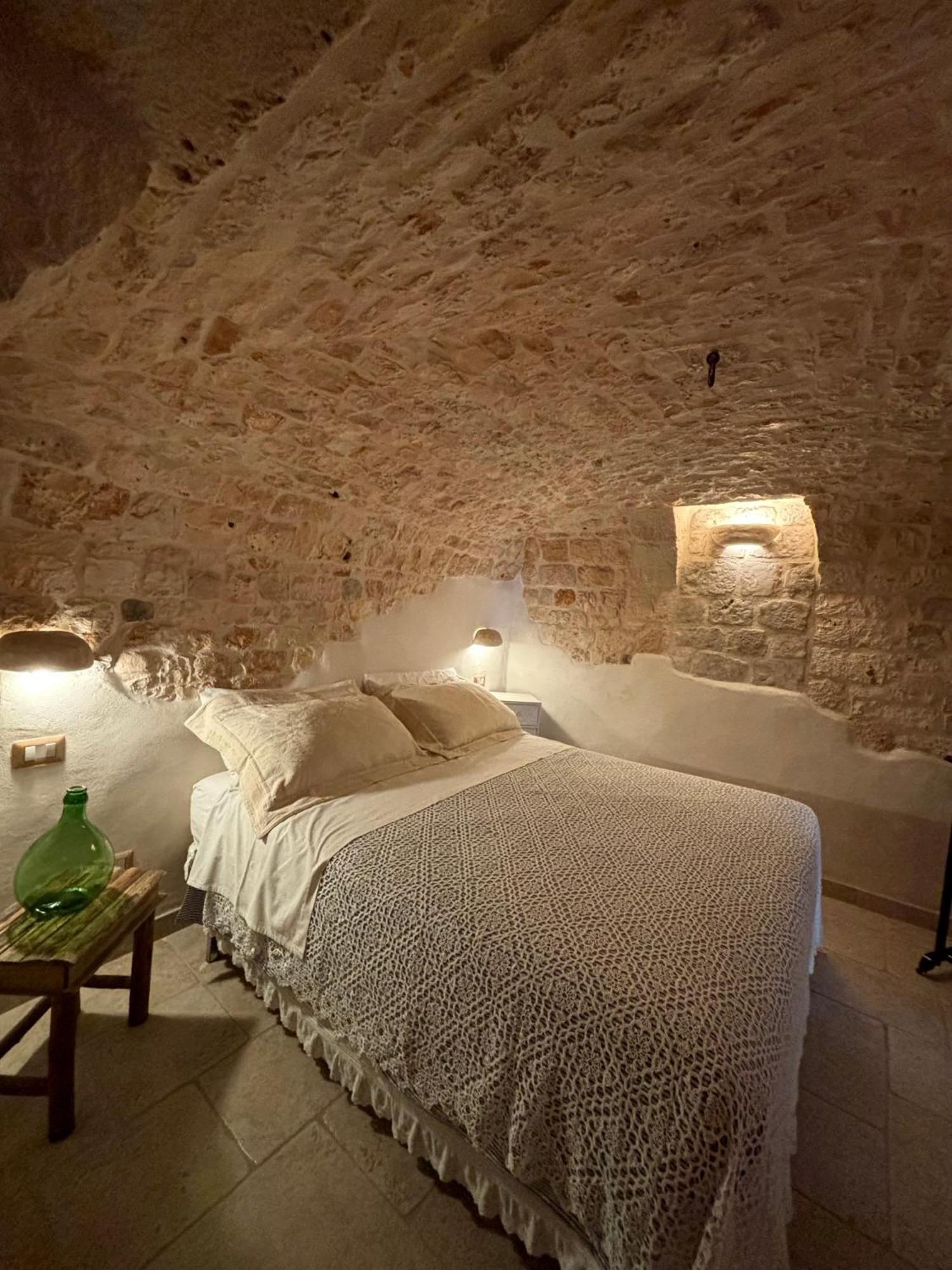 לינה וארוחת בוקר פאסאנו I Trulli Del Tupparello מראה חיצוני תמונה