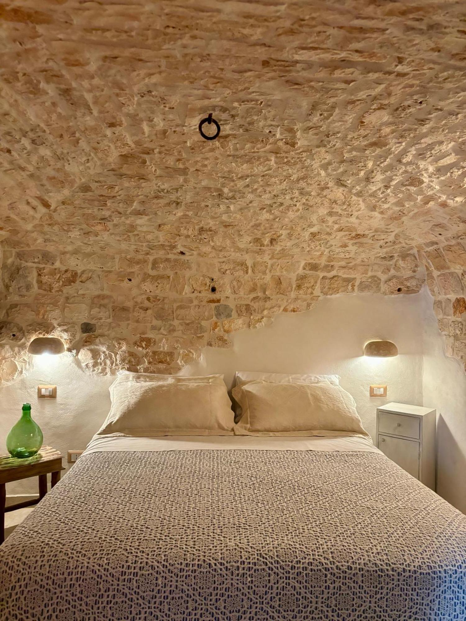 לינה וארוחת בוקר פאסאנו I Trulli Del Tupparello מראה חיצוני תמונה